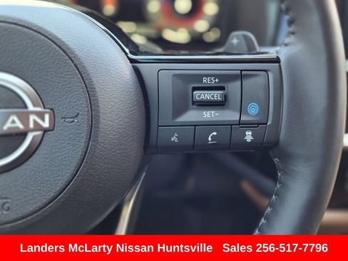 Used 2023 Nissan Pathfinder Platinum w/ Cargo Package AWD/4WD image 25