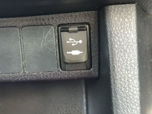 Used 2019 Toyota Corolla LE image 20