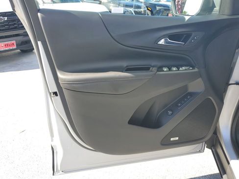 Used 2022 Chevrolet Equinox Premier image 20