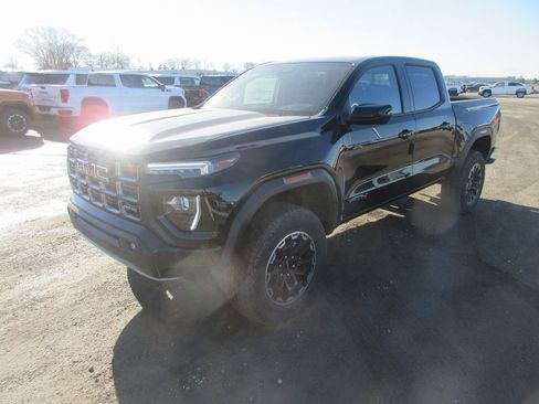 New 2026 GMC Canyon AT4 image 9