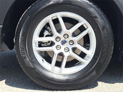 New 2025 Ford Explorer Active image 9