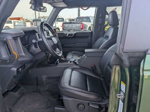 Used 2024 Ford Bronco Badlands AWD/4WD image 13