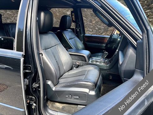 Used 2016 Lincoln Navigator L Reserve AWD/4WD image 7