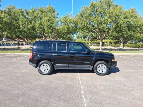Used 2012 Jeep Patriot Sport image 5