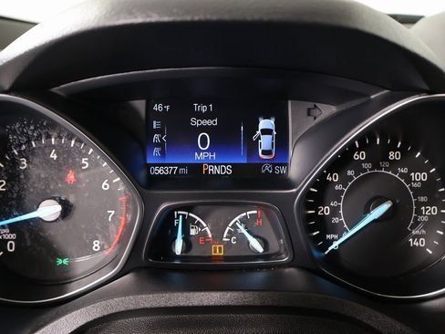 Used 2019 Ford Escape SE image 4