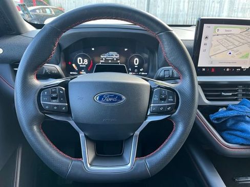 Used 2025 Ford Explorer ST-Line AWD/4WD image 17