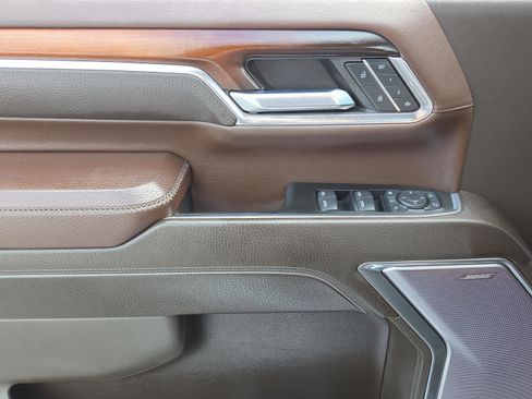 Used 2024 GMC Sierra 3500 Denali w/ Denali Reserve Package image 33