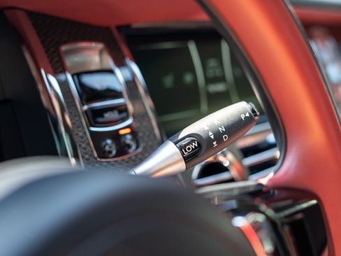 Certified 2018 Rolls-Royce Ghost RWD image 19