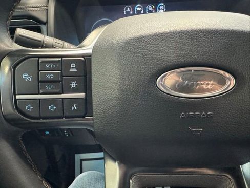 Used 2024 Ford Expedition Max Platinum image 29