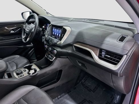 Used 2024 GMC Terrain Denali w/ Denali Premium Package AWD/4WD image 28