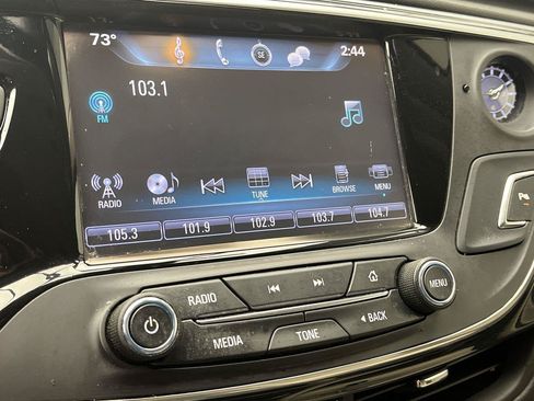 Used 2018 Buick Envision Preferred AWD/4WD image 16