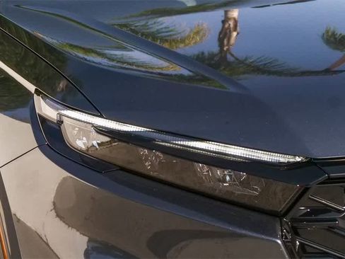 Used 2026 Honda CR-V Sport Touring image 4