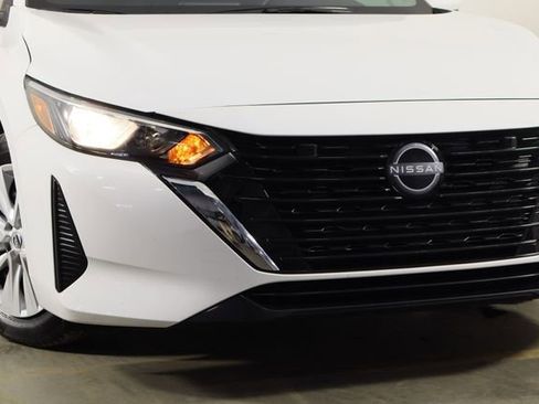 Used 2024 Nissan Sentra S image 36