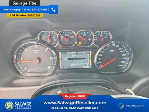 Used 2015 Chevrolet Suburban LT image 12