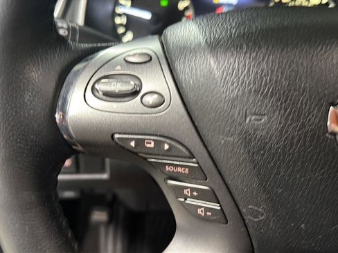 Used 2020 Nissan Murano SV image 18