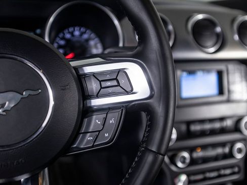 Used 2020 Ford Mustang GT w/ Black Accent Package RWD image 40