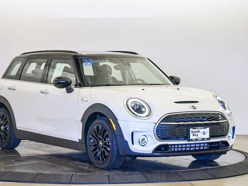 Certified 2023 MINI Cooper Clubman S image 6