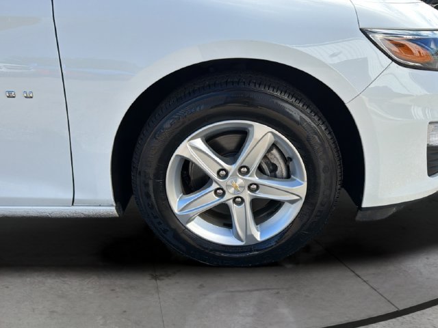 Certified 2023 Chevrolet Malibu LS FWD image 30