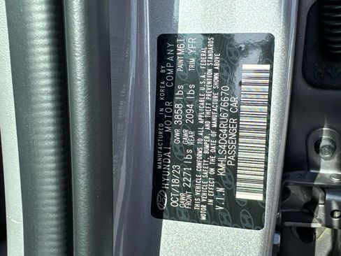 Used 2024 Hyundai Elantra SEL w/ Convenience Package FWD image 31