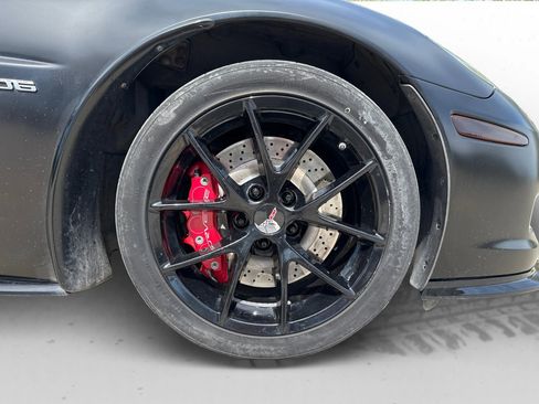 Used 2007 Chevrolet Corvette Z06 w/ Preferred Equipment Group RWD image 26
