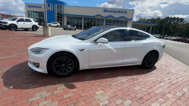 Used 2019 Tesla Model S Long Range AWD/4WD image 7