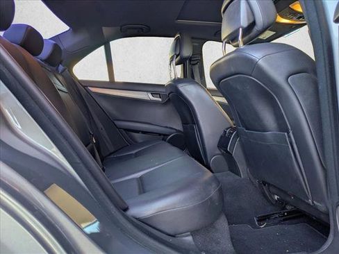 Used 2013 Mercedes-Benz C 250 Sedan image 19
