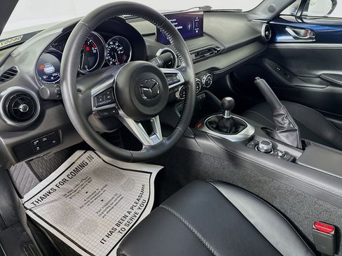 Used 2025 MAZDA MX-5 Miata Grand Touring w/ Weather Package image 8