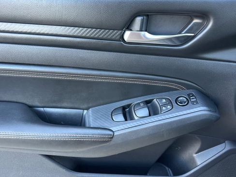 Used 2020 Nissan Altima 2.5 SR image 10