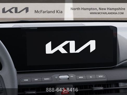 New 2025 Kia K4 LXS image 21
