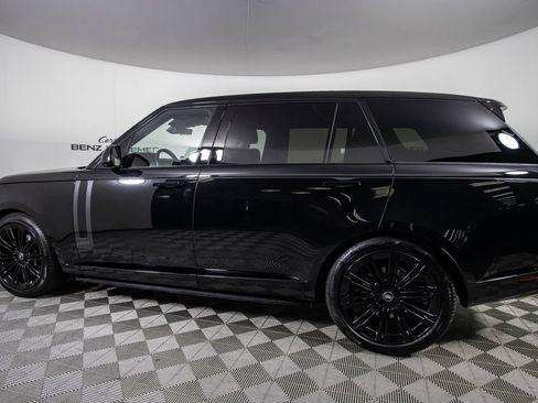 Used 2024 Land Rover Range Rover Long Wheelbase SE AWD/4WD image 13