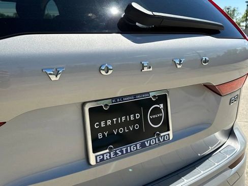 Certified 2023 Volvo XC60 B5 Core AWD/4WD image 35