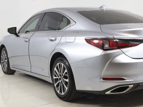 Used 2024 Lexus ES 350 w/ Accessory Package (Z2) image 23