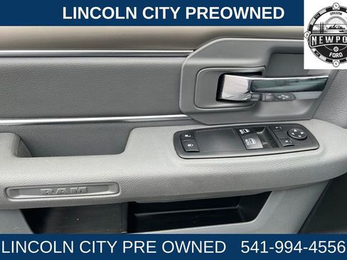 Used 2018 RAM 1500 Classic SLT image 10