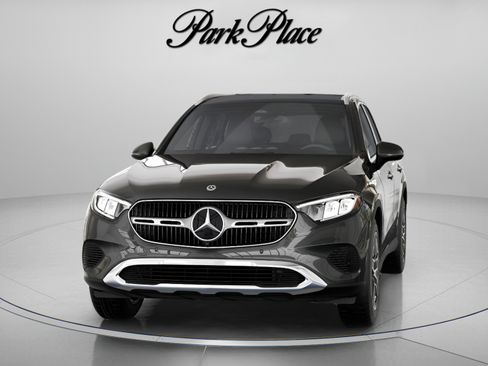 Used 2026 Mercedes-Benz GLC 300 4MATIC image 44