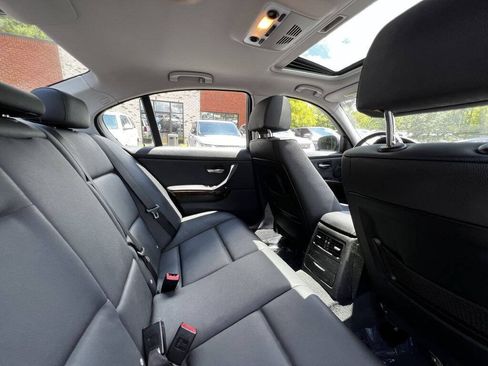 Used 2009 BMW 328i Sedan RWD image 10