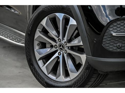 Used 2021 Mercedes-Benz GLE 350 4MATIC w/ Premium Package image 3
