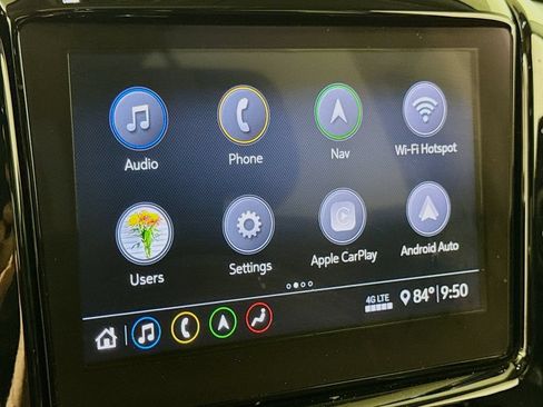 Used 2021 Chevrolet Traverse Premier w/ Redline Edition FWD image 12