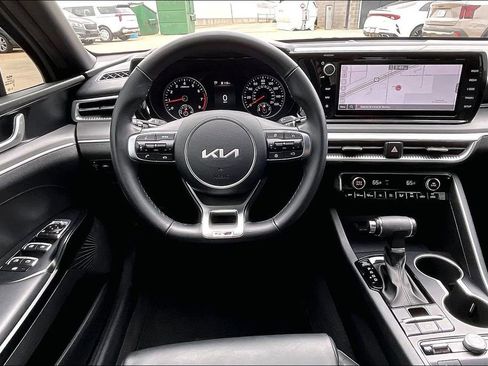 Used 2022 Kia K5 GT-Line AWD/4WD image 5