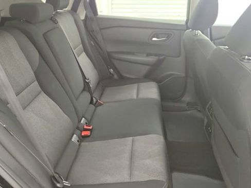 Used 2024 Nissan Rogue SV image 22