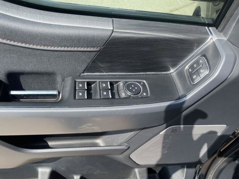Used 2024 Ford F150 Lariat AWD/4WD image 11