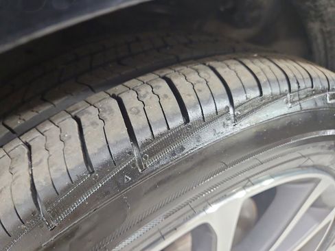 Used 2017 Acura TLX V6 SH-AWD w/ Technology Pkg image 28