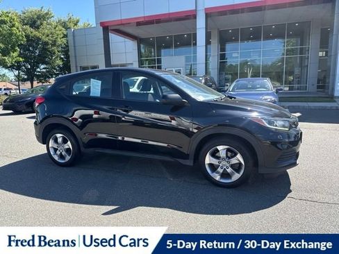 Used 2020 Honda HR-V LX image 5
