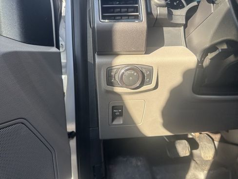 Used 2018 Ford F150 XLT image 7