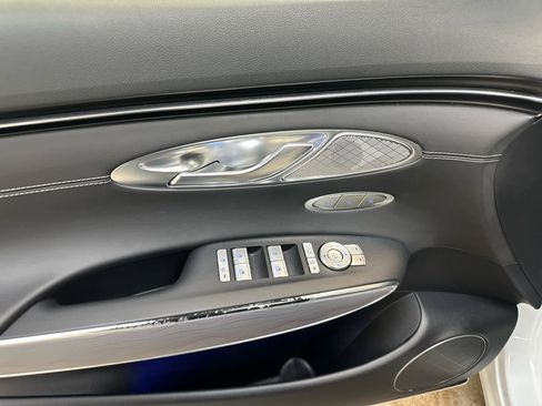 Used 2024 Genesis GV70 2.5T Advanced w/ Advanced Package image 26