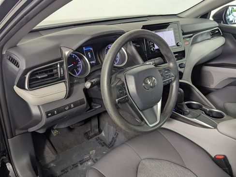 Used 2021 Toyota Camry LE FWD image 10