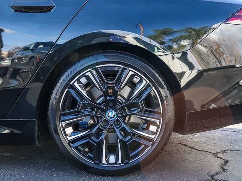 Used 2025 BMW i5 M60 w/ Executive Package image 10