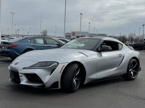 Used 2022 Toyota Supra Premium w/ Driver Assist Package image 15