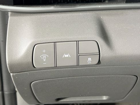 Used 2023 Hyundai Elantra SEL w/ Convenience Package FWD image 10