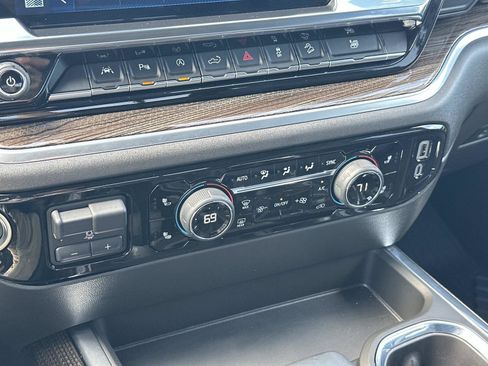 Certified 2025 Chevrolet Silverado 1500 LT Trail Boss w/ LT Trail Boss Premium Package AWD/4WD image 28