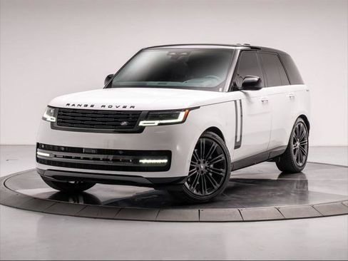 Used 2024 Land Rover Range Rover SE AWD/4WD image 1